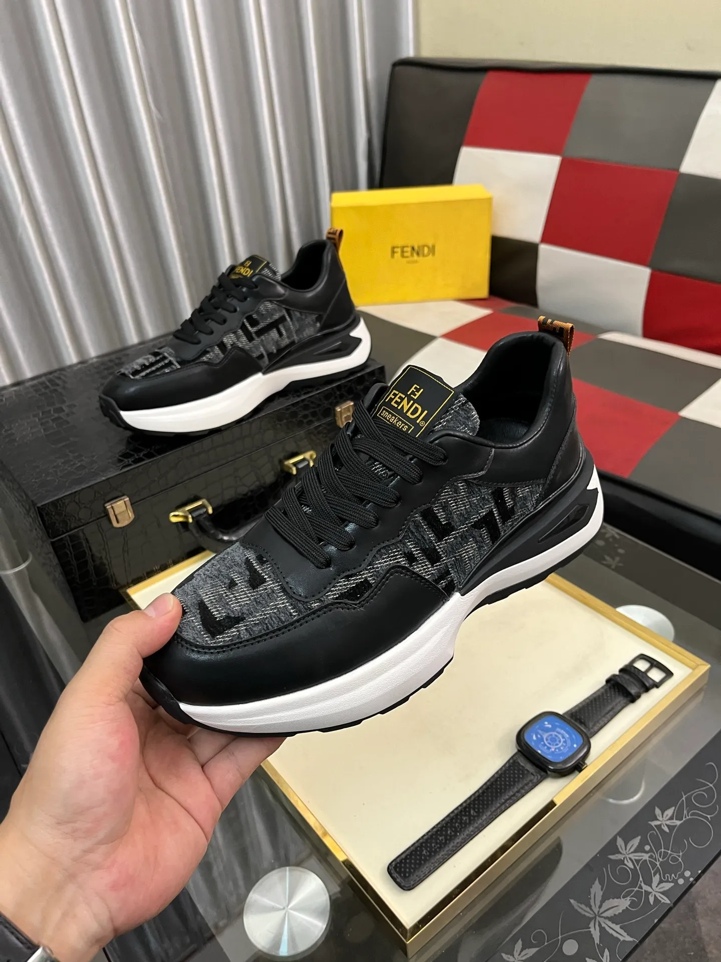 Men's Men's Shoes💰458⌚️⌚️[Fendi] Fendi's latest casual shoes for men! Available at counters simultaneously! A one-to-one replica of the original. All imported official website one-to-one cowhide fabric. The interior is made of top-grade sheepskin, and the original factory-supplied rubber outsole is used. Leading new fashion concepts. Matching code: 38-44. 4️⃣colors available